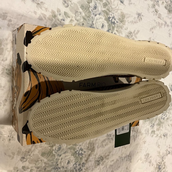 Farm Rio Caramel Macawmouflage Flatform Sneaker New NWT Size 9 Dust Bag SOLD OUT - Picture 7 of 12